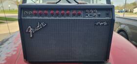 Fender Skc20 Sidekick Chorus 20 Combo Solid State Guitar Amp 2 Channels Speakers