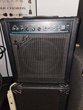 Fender Twenty-5 Bxr-25 Extended Bass Amp