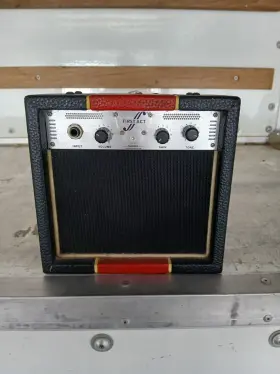 Ma4024 First Act Guitar Amplifier Amp Speaker With Ac Plug