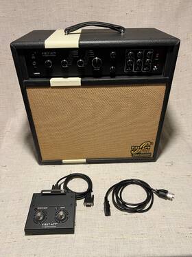 First Act Va850 Guitar Amp With Modeling Reverb Echo Tremolo Foot Switch