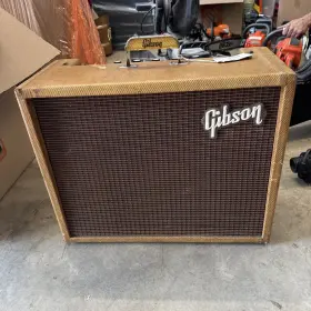 Gibson 809404079694 Vintage Falcon Amp Needs 1 Small Fuse And Cap