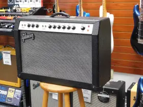 Ga-35rvt Gibson Lancer Tube Guitar Amplifier Vintage 1966