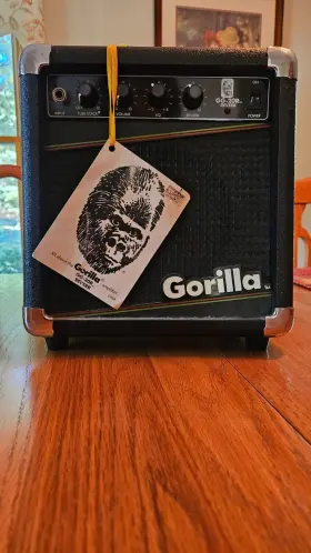 Gg-20r Gorilla 30 Watt Practice Guitar Amplifier - Tested