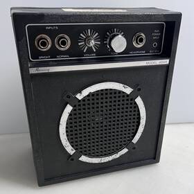 Harmony 4050a Powerpal Vintage Plastic Practice Guitar Amp Htf Very Rare