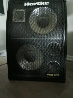 Pro2200 Hartke 300w Bass Cabinet 2x12 Pizo Horn
