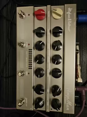 Hughes & Kettner 039373024227 And Ampman Classic 50-watt Guitar Amplifier Pedal
