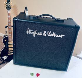 Hughes & Kettner 30-dfx And Guitar Amp