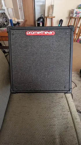 P20-h Ibanez Promethean 20 Watt 1x8 Bass Combo Black