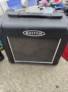 Dart10 Kustom Dart 10 Lead Guitar Amplifier