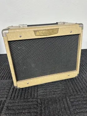 Cav-20b Kyowa International Chatting Bird Vintage Guitar Amp 100v 28w Korea Made