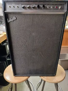 U255r Lafayette/univox Xlt. 1971 2x15 Tube Combo Amp /rev Trem/complete Serviced