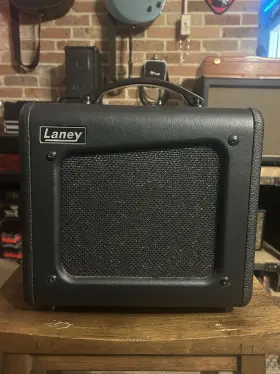 Cub-8 Laney Cub 8 Inch All Tube Guitar Mic Harmonica Amp Harp Amp. New Condition Cub-8 Laney Cub 8 Inch All Tube Guitar Mic Harmonica Amp Harp Amp. New Condition