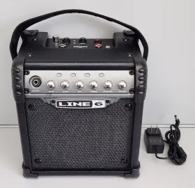 Line 6 614252004718 Micro Spider 6-watt 1x6.5 Portable Battery Or Ac Power Guitar Amplifier Line 6 614252004718 Micro Spider 6-watt 1x6.5 Portable Battery Or Ac Power Guitar Amplifier