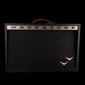 Magnatone 10mag018 Special Edition Twilighter Stereo 2x12 Inch Blackout Guitar Amp Combo