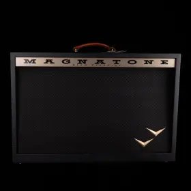 10mag018 Magnatone Special Edition Twilighter Stereo 2x12 Inch Blackout Guitar Amp Combo
