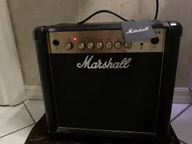 Mg15gr-u Marshall Mg15gr 15w 1x8 Guitar Combo Amp