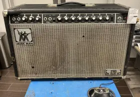 23275-65-ul Music Man 210 Sixty-five 65w Portable Instrument/ Mic. Amplifier With Footswitch
