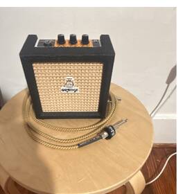 Orange 0989-0720 Crush Mini Combo Solid State Guitar Amplifier With Instrument Cable