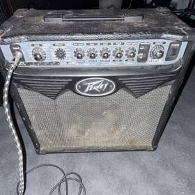 Peavey 03584370 Vypyr 15 Modeling Combo Guitar Amplifier 15w Electric Practice