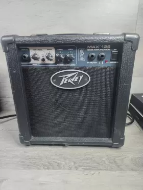 03608290 Peavey Max 126 10-watt Bass Amp Combo