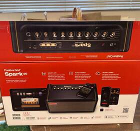 Positive Grid S040cb2-usbs Spark 40-watt Combo Practice Guitar Amplifier Electric Bass White