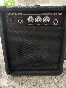 Pyramid Ga110 Guitar Amplifier