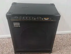 Bn-100 Roland Bass Guitar Combo Amplifier Amp 15 Inch With Chorus