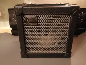 Iu70272 Roland Cube 15x Guitar Amp 15 W Includes Attached Cord Solid State