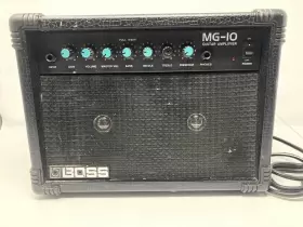 Mg-10 Roland Boss Guitar Amplifier / Pa System