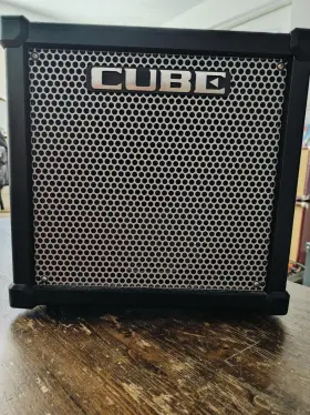 Gx80 Rolland Roland Cube Ampliphier
