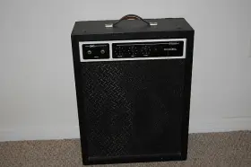 0000336 Sears Vintage 1960s Solid State 30bxl Bass Amplifer