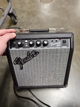 158774 Squier Frontman 10g Electric Guitar Amplifier Fender Pr 357 Tested And Working