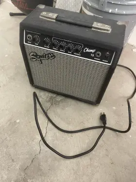 Pr-408 Squier Champ 15 28w Guitar Amplifier