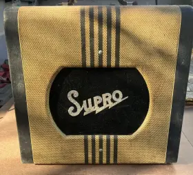 1610e Supro Rare Vintage 1957 Valco Comet Tweed Guitar Tube Amplifier