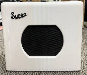 Supro 1820rwht Us Delta King 10 5 Watt Ltd. Edition 1 X Inch Tube Combo Amp - White On