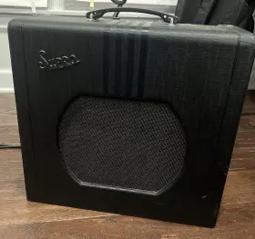 1822rnbb Supro Us Delta King 12 15-watt 1x12 Tube Combo Amp - Black On