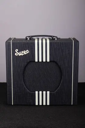 Supro 197881438555 Delta King 10 1 X 10-inch 5-watt Tube Combo Amp - Black And Cream