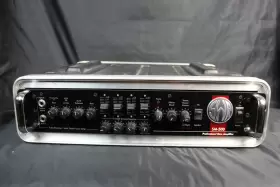 Sm-500 Swr Bass Amp Head With Skb Road Case Excellent Condition