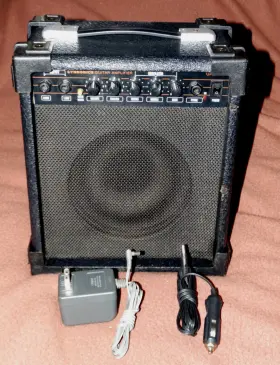 Ga-150 Synsonics 15 Watt 12 Volt Dc 8 Inch Combo Guitar Amplifier Car Boat Truck Use