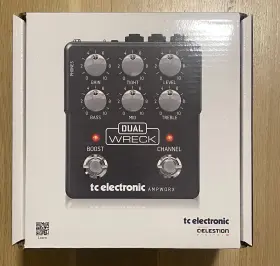 0709-ajs86-001 Tc Electronic Ampworx Dual Wreck Preamp Pedal Black