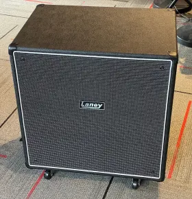 Dbc410-1014-u Tgf Laney Digbeth Dbc410-4 4x10 Bass Speaker Cab With Horn 4-ohm - Excellent