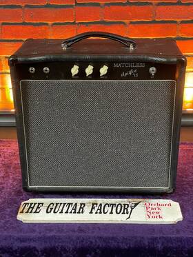 Tgf Mat-spitfire15-0114-u Matchless Spitfire 15- 15-watt Single-channel Hand-wired Tube Combo Amplifi