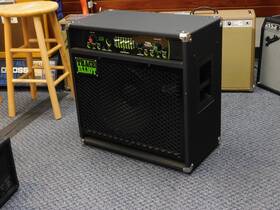 Trace Elliot 715x Bass Amplifier With Padded Cover Made In Uk