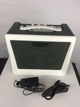 Vox 730553860317 Open Box Vx50kb Keyboard Amplifier 50w White