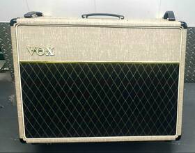 Vox Ac30/6tbx 1996 Rare Limited Ed Tan Tube Guitar Amplifier Alnico Blue England