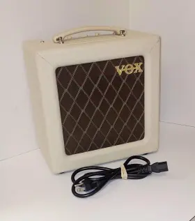 004312 Vox Ac4tv8 Guitar Combo Amp Tube 40 Watt Used Tested Ser#004312 12x11.5x7 Euc