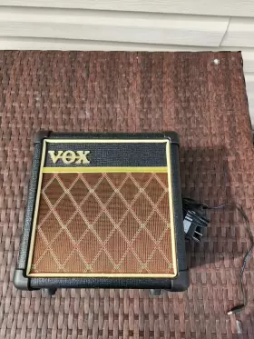Vox Mini5 Rhythm Modeling Guitar Amplifier With Rythm