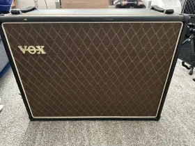 V212bn Vox 50-watt 2x12 Inch Open-back Cabinet