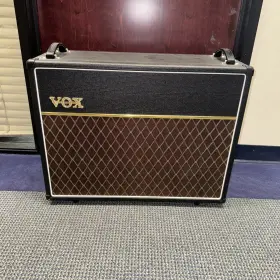 V212c Vox Custom 2x12 Speaker Cabinet Black