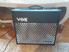Vt30 Vox Valvetronix 1x10 Inch 30 Watt Guitar Combo Amp Used